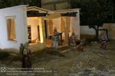 Foto 6 - San Jerónimo expone un espectacular Belén de 300 figuras y 3.000 piedras colocadas a mano 