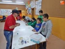 Foto 3 - Los más jóvenes se apuntan a los Talleres Navideños de Jumping Clay 