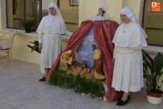 Foto 3 - El Equipo de Gobierno realiza una ronda de visitas por las residencias del centro