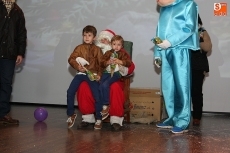 Foto 4 - Papá Noel reparte ilusión entre los más pequeños