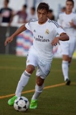 Foto 4 - Binu sigue con paso firme en el Real Madrid