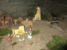 Foto 3 - La Antanica amplia la exposición de fotografías antiguas ante la buena acogida del público