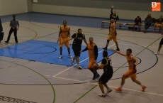 Foto 4 - El Ciudad Rodrigo Seguros Bilbao cae frente al Carbajosa Electrochips