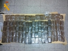 Foto 3 - Detenido en un autobús con más de 10 kilos de hachís 