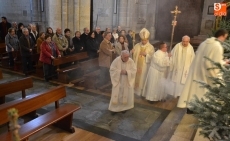 Foto 6 - Berzosa preside una misa por el Día de la Familia