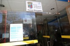 Caos en la renovación de abonos de los cursos de natación de las piscinas municipales