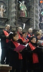 Foto 4 - El espíritu navideño inunda la iglesia de San Bartolomé en el primer encuentro coral