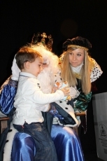 Foto 3 - Los Reyes Magos llenan de ilusión y nervios las calles de Alba de Tormes 