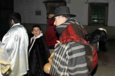 Foto 3 - Los mayores de la residencia de Olmedo reciben la visita de los Reyes Magos