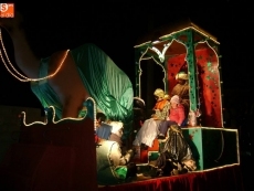 Foto 4 - Los mayores, los primeros en recibir la visita de los Reyes Magos en Guijuelo