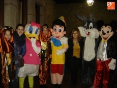 Foto 6 - Los Reyes Magos llegan puntualmente desde Oriente hasta Béjar para participar en la cabalgata