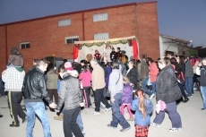 Foto 5 - Los Reyes Magos no quisieron dejar sin regalos a los niños de Encinas de Abajo