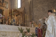 Foto 4 - Los Reyes Magos participan en la Eucaristía y adoración al Niño Jesús en La Alberca
