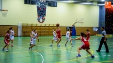 Foto 6 - Trabajado triunfo de la Universidad de Salamanca sobre Ascensores Tresa (56-52)