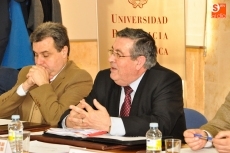 Foto 5 - El aborto, a debate desde una perspectiva médica, jurídica y ética