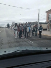 Foto 3 - Los ‘aspirantes’ a Quintos mayores toman el relevo del ‘Bombo’