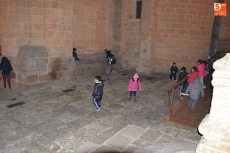 Foto 6 - La Catedral luce iluminada con motivo de la hoguera de San Sebastián