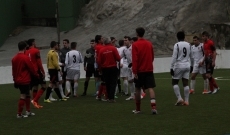 Foto 5 - Risueño rescata un punto para el Ciudad Rodrigo en un intenso derby frente al Béjar