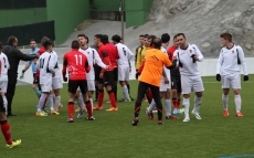 Foto 4 - Risueño rescata un punto para el Ciudad Rodrigo en un intenso derby frente al Béjar