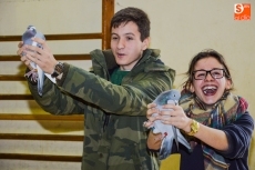 Foto 4 - Los niños del Colegio Maristas celebran el Día de la Paz 