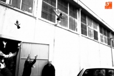 Foto 3 - Los niños del Colegio Maristas celebran el Día de la Paz 