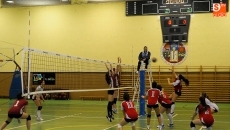 El Universidad de Salamanca suma y sigue tras vencer a Cristo Rey (3-0)