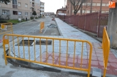 El Colegio Mir&oacute;briga cambia de lugar de entrada por la renovaci&oacute;n de aceras