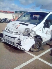 Foto 4 - Da positivo uno de los conductores en el accidente de la rotonda de la Universidad