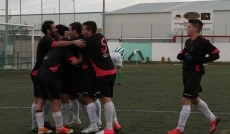 Foto 3 - El Ciudad Rodrigo consigue su primera victoria en 2015 en su provincia favorita