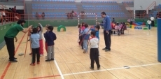 Foto 6 - Decenas de niños aprenden con Aviva los deportes para las personas discapacitadas