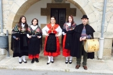 Foto 6 - Las águedas llenan de alegría Barruecopardo bajo los sones de ‘Leo’ 