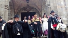 Foto 3 - Las mujeres de La Alberca escoltan a Santa Águeda en los actos celebrados en su honor