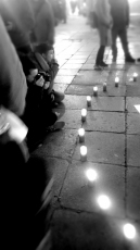 Foto 5 - El colectivo CIES recuerda a los muertos y desaparecidos en el Tarajal en la Plaza Mayor