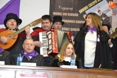 Foto 3 - Isabel Bernardo explica a través de un cuento los deseos carnavaleros del Águeda