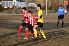 Foto 4 - El contraataque da la victoria al CD Munibar Pizarrales frente al cadete de Alba de Tormes (1-3)
