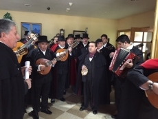 Foto 6 - La Rondalla interviene en el programa de Isabel Gemio en Onda Cero