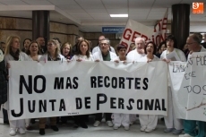 Foto 4 - Los trabajadores de la Sanidad salmantina se concentran para denunciar su situación laboral