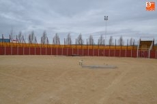 Foto 6 - En pleno montaje la plaza que acogerá 'La Noche de los Especialistas'