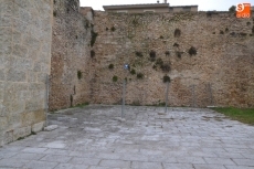 Foto 4 - 1Foto: Instalado vallado ‘antimeadas’ junto a varias bóvedas