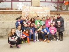 Foto 5 - Un sol y una carrera solidaria para conmemorar el Día de la Paz 