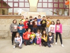 Foto 3 - Un sol y una carrera solidaria para conmemorar el Día de la Paz 