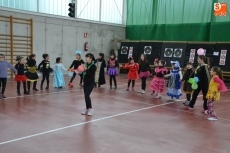 Foto 6 - El Club de Gimnasia Rítmica celebra con una fiesta la llegada del Carnaval