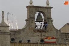 Foto 5 - El Campanazo da paso a la fiesta… y a la lluvia