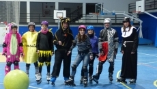 Foto 3 - El grupo P de Patinaje realiza clases para niños en diferentes centros escolares