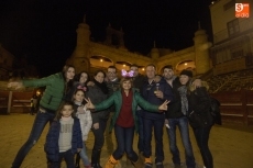 Foto 5 - Una pequeña visita de la lluvia no empaña la concurrida tarde del Lunes de Carnaval