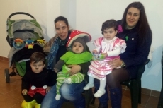 Foto 4 - Pequeños y mayores disfrutan del Carnaval en divertidos pasacalles 