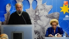 Foto 4 - Presentación del poemario 'Vía Crucis de la Misericordia' en el Liceo