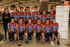 Foto 6 - El C. B Tormes presentó su 'base' en el hipermercado E.Leclerc