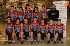 Foto 3 - El C. B Tormes presentó su 'base' en el hipermercado E.Leclerc