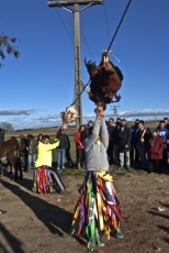 Foto 6 - Los Quintos de Cantalpino cumplen los ritos tradicionales